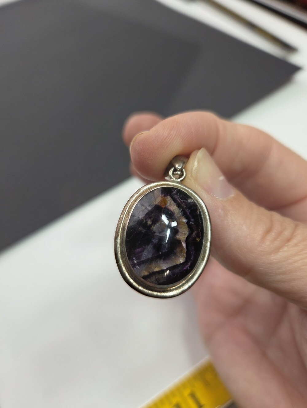 purple spinel 925 sterling silver oval pendant marked CWS besel set no chain